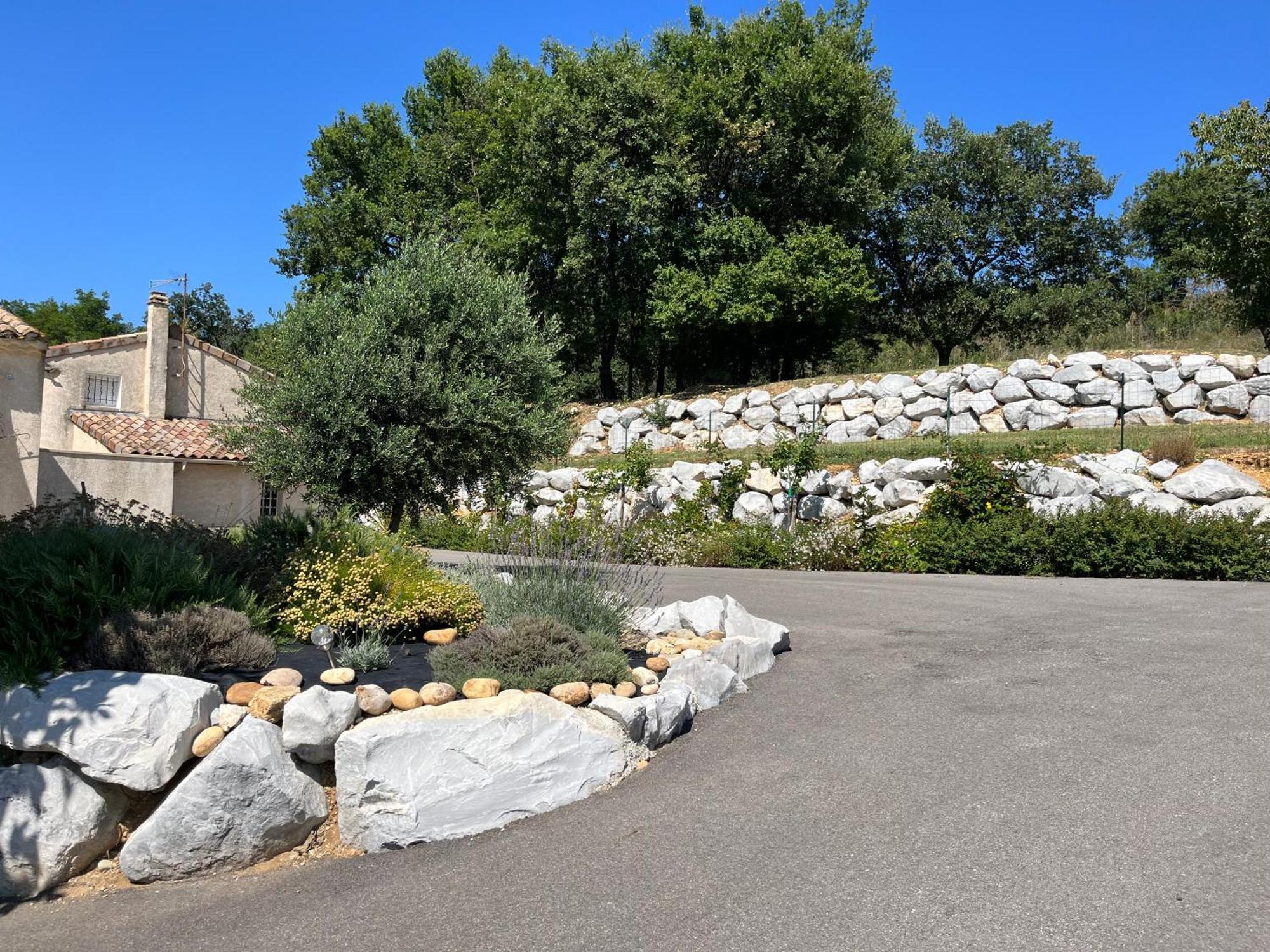 La Belle Etoile-sur-Rhone